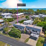 1/10 Denmans Camp Road, Torquay, QLD 4655 AU