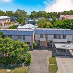 1/10 Denmans Camp Road, Torquay, QLD 4655 AU